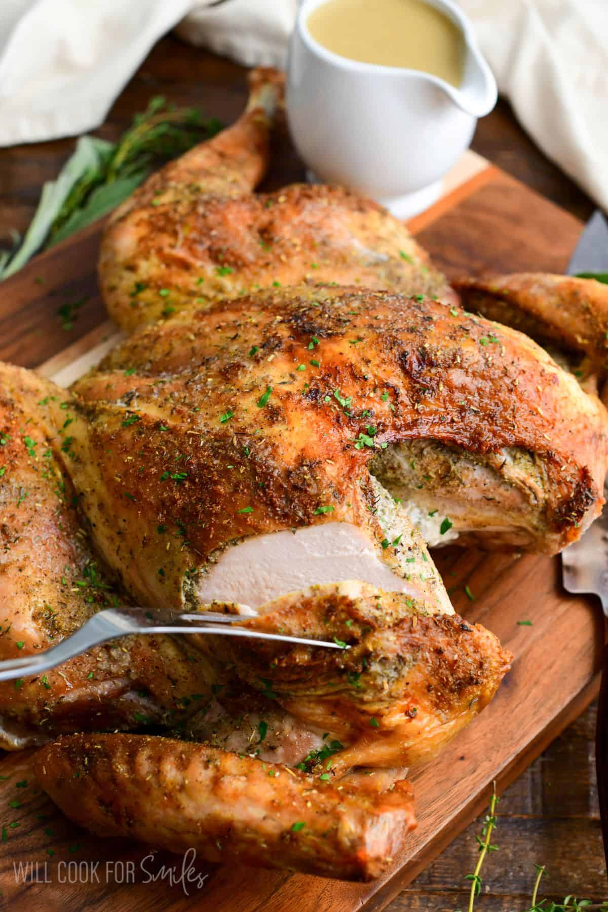 Spatchcock Turkey: Halve Your Roasting Time for Perfect Results